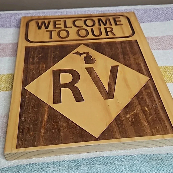 WELCOME TO OUR RV - Picture 5 of 6